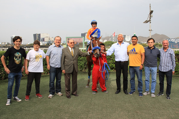 Foto: Julio Villanueva - Renzo Ramos F.D.
