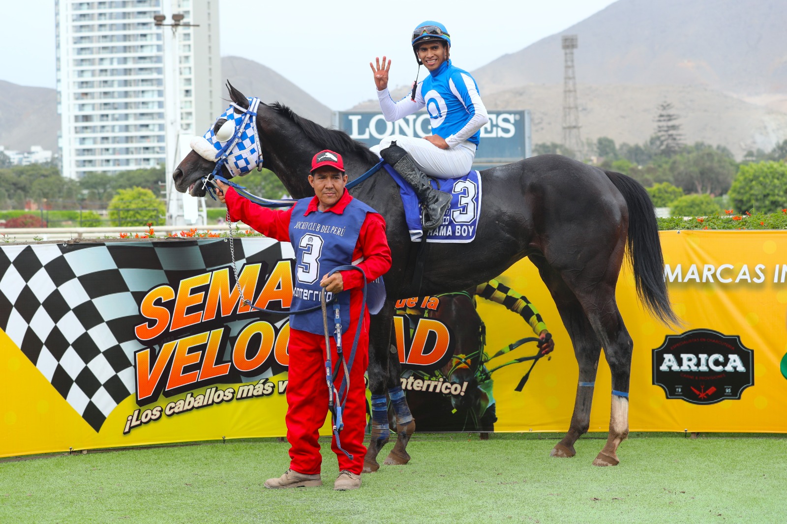 Foto: Julio Villanueva - Renzo Ramos F.D.