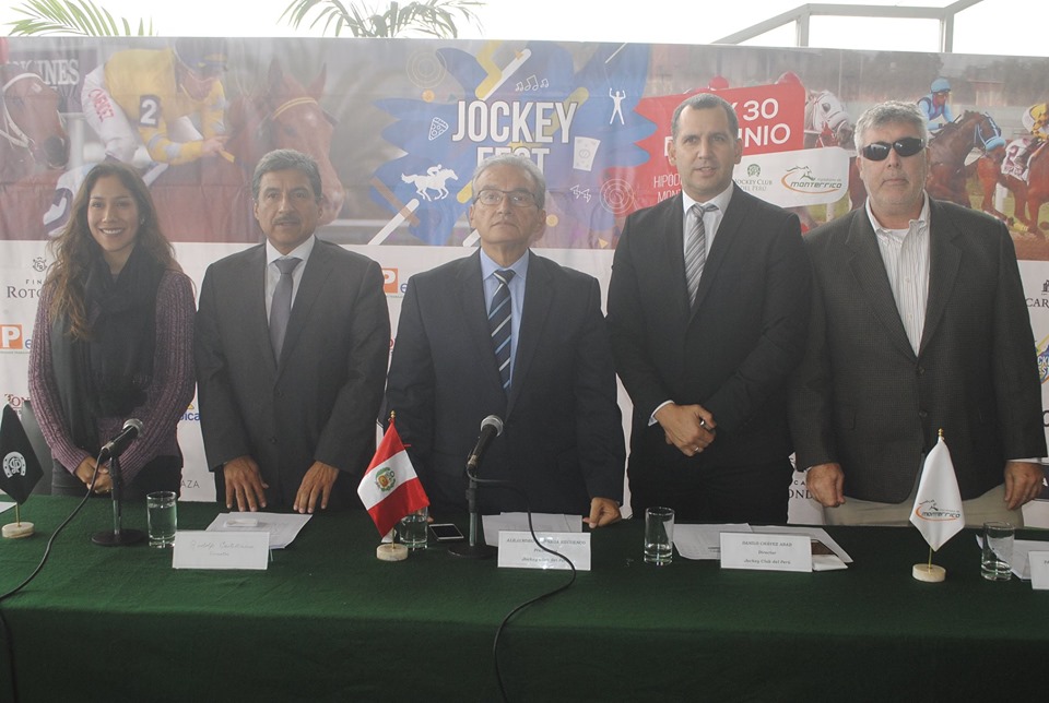  Foto: Julio Villanueva - Renzo Ramos F.D.