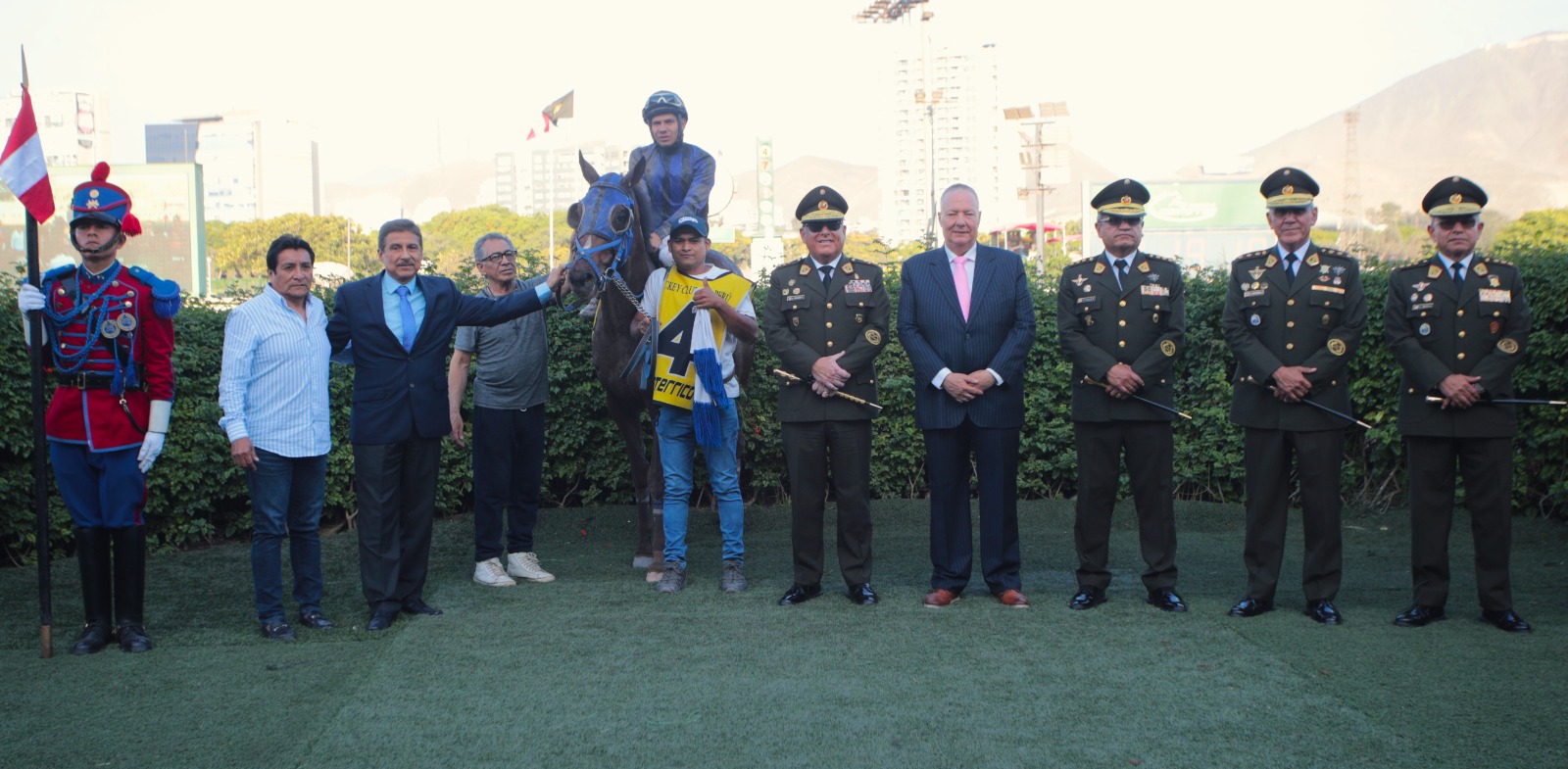 Foto: Julio Villanueva - Renzo Ramos F.D.