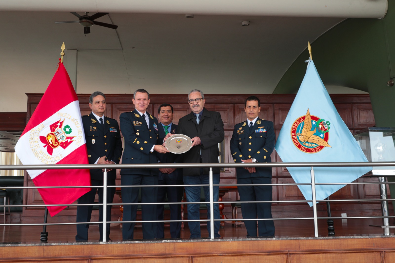 Foto: Julio Villanueva - Renzo Ramos F.D.