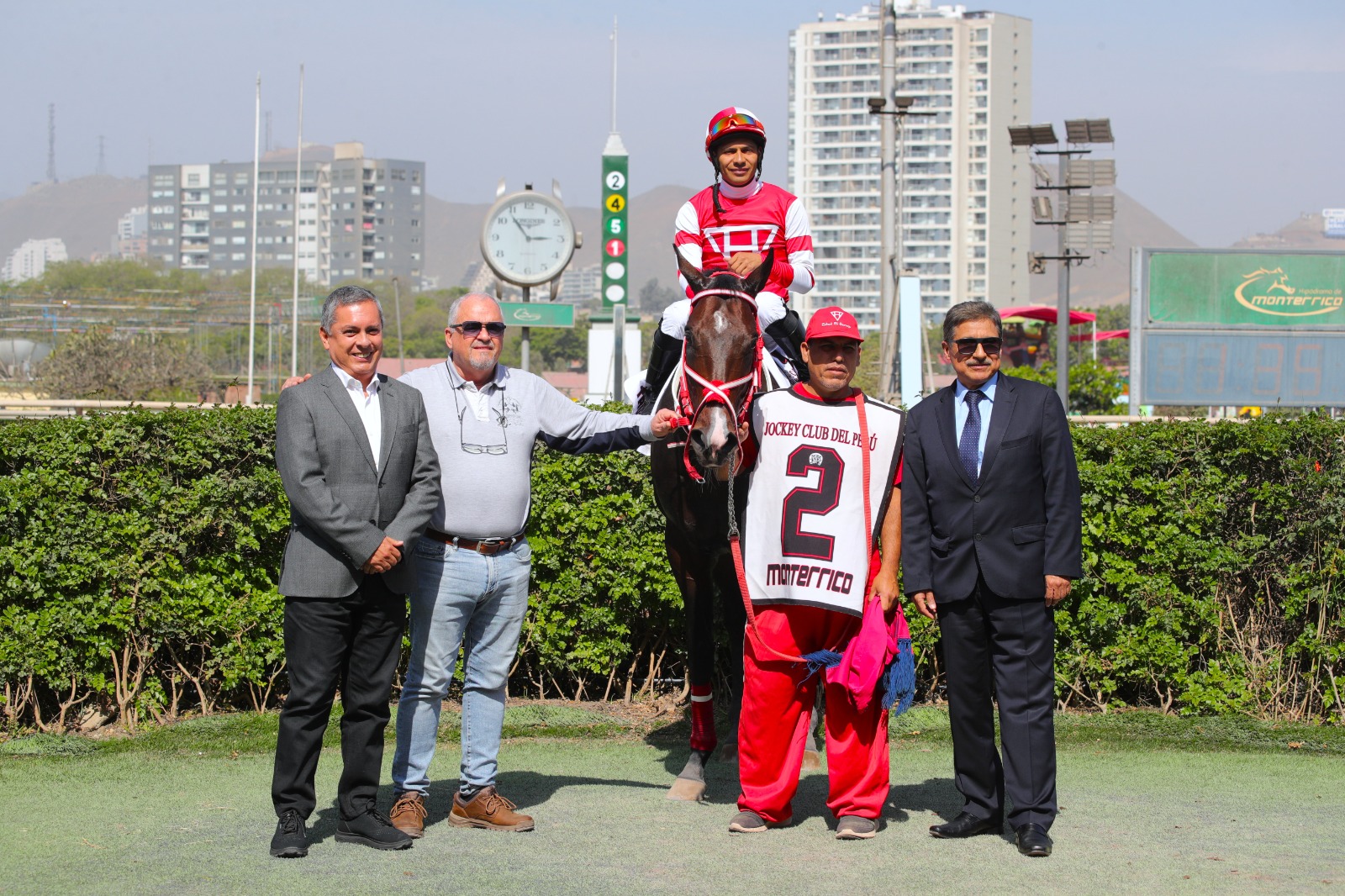  Foto: Julio Villanueva - Renzo Ramos F.D.