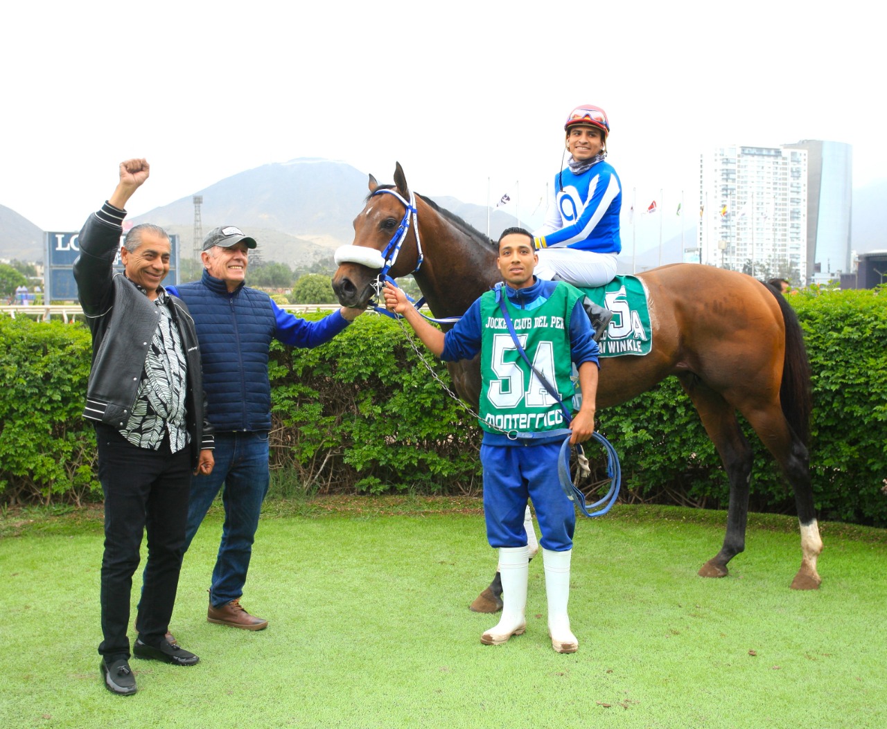 Foto: Julio Villanueva - Renzo Ramos F.D.