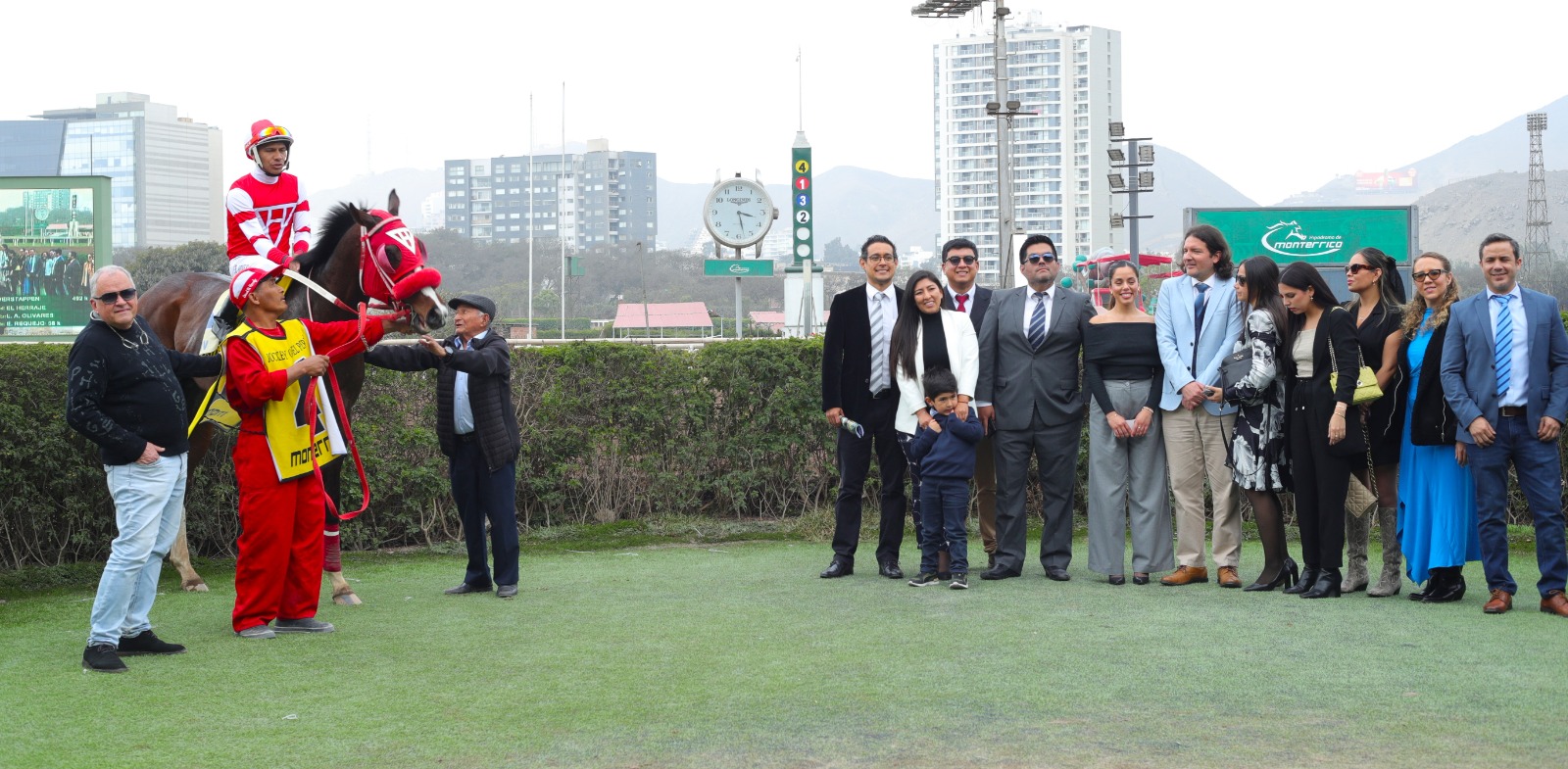 Foto: Julio Villanueva - Renzo Ramos F.D.