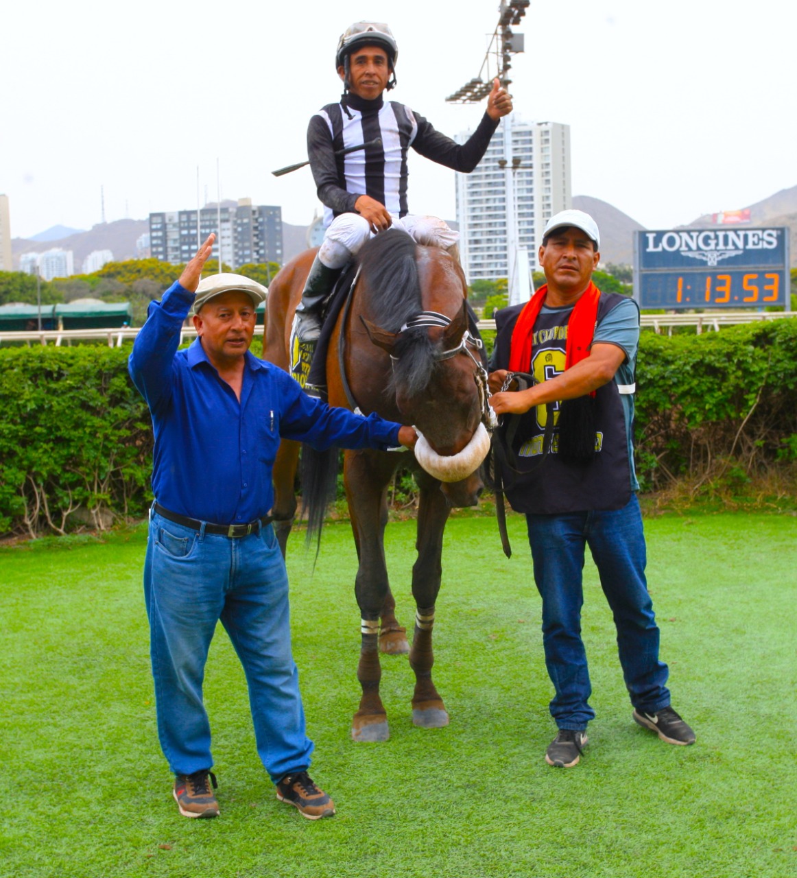 Foto: Julio Villanueva - Renzo Ramos F.D.